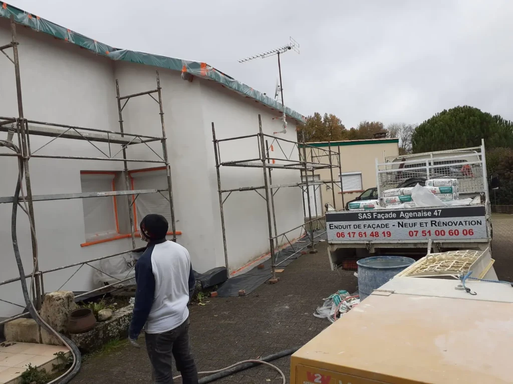 Chantier de ravalement de façade sur Agen