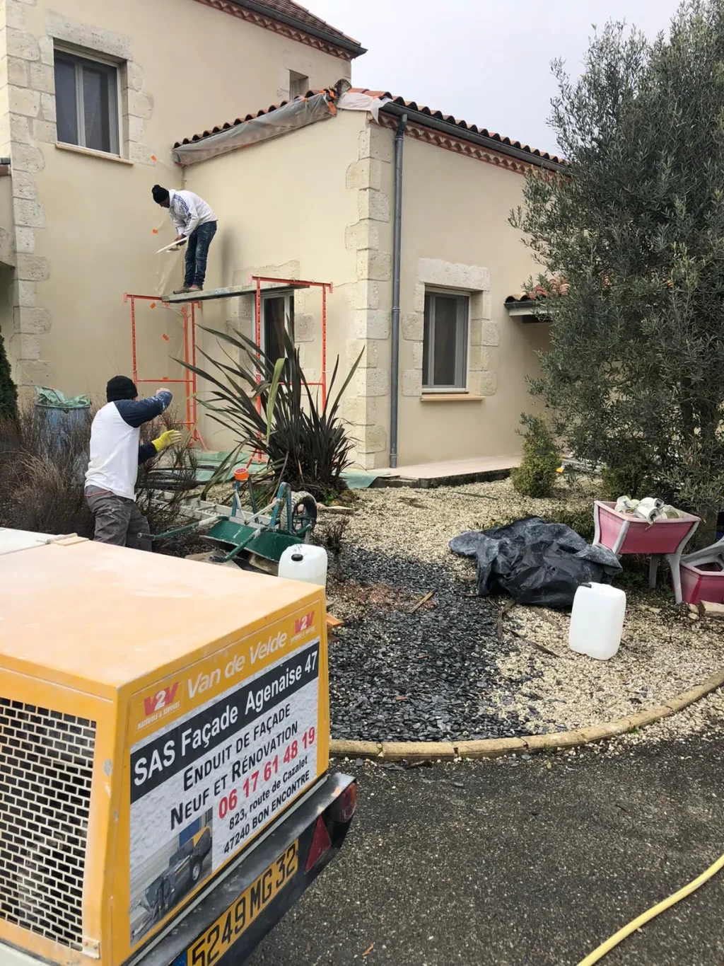 Rénovation d'une façade en pierre à Agen