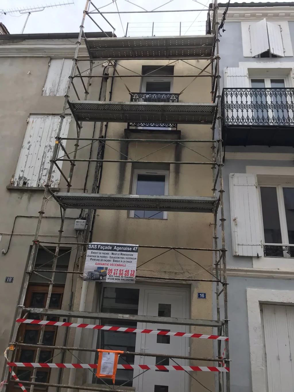 Ravalement de façade d'un immeuble à Agen